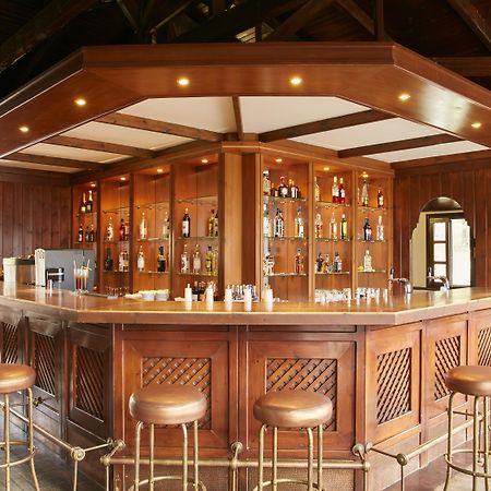Simantro Resort 撒尼海滩 外观 照片 A bar