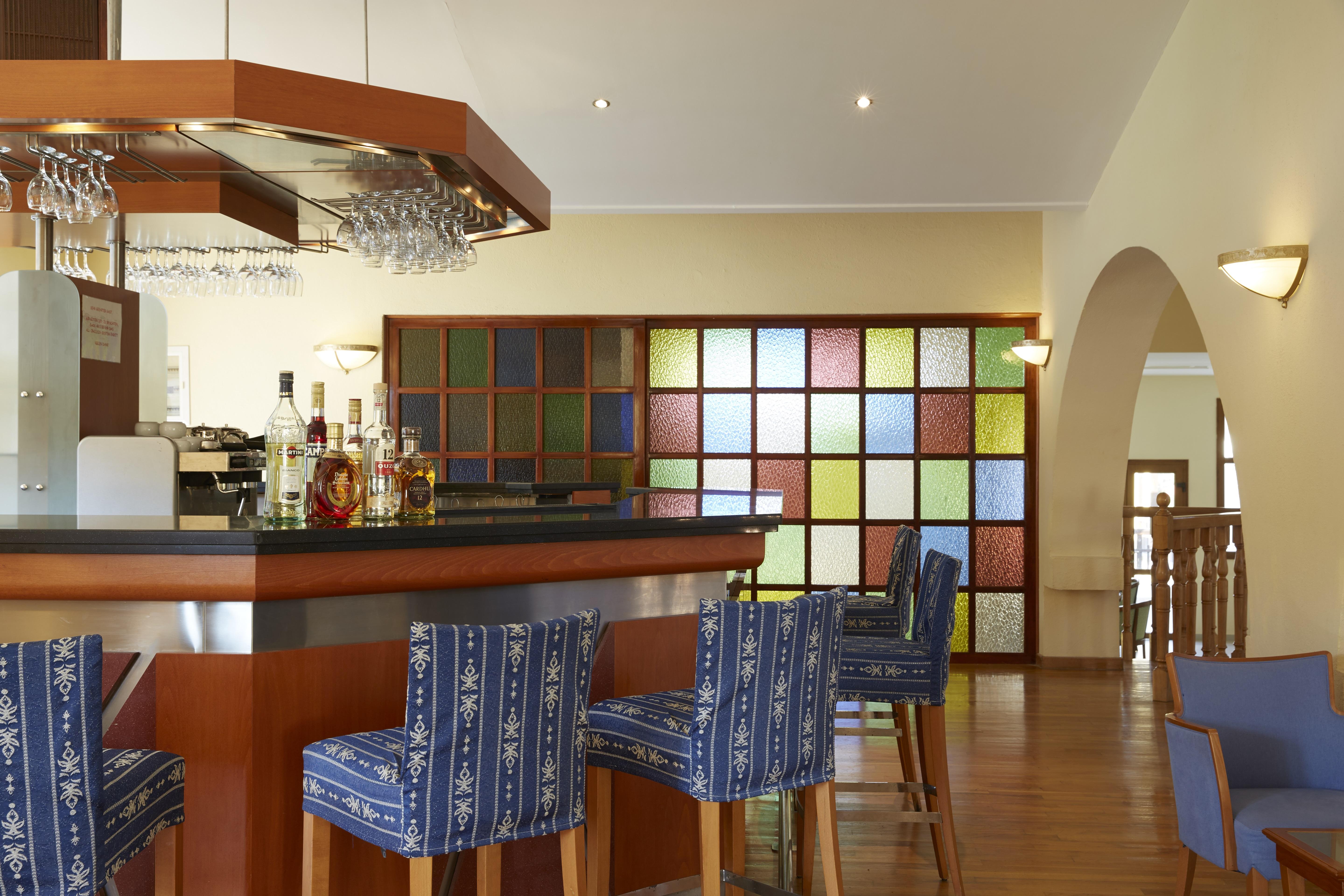 Simantro Resort 撒尼海滩 外观 照片 The bar at the hotel