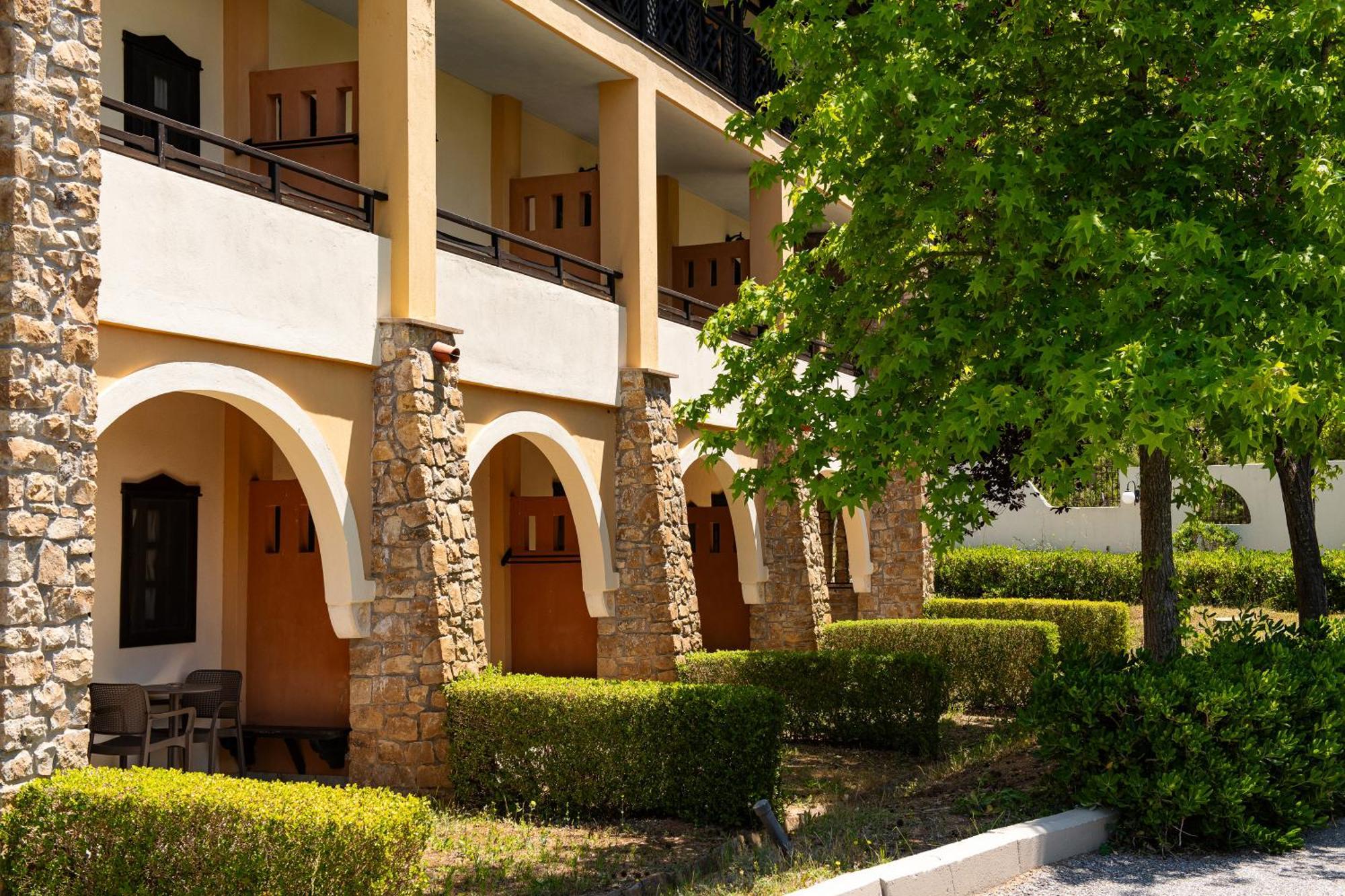 Simantro Resort 撒尼海滩 外观 照片 The University of Patras